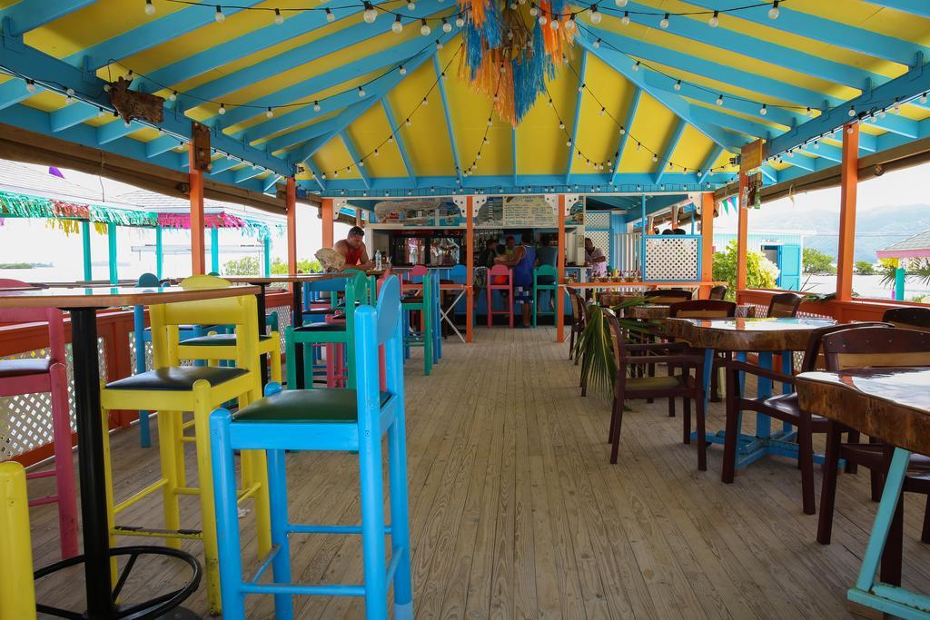 Graham'S Place Guanaja 외부 사진